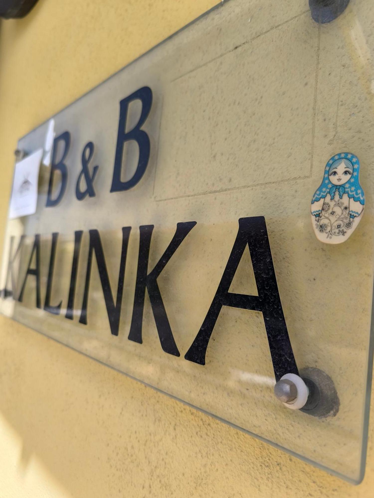 Bed And breakfast Kalinka Motta SantʼAnastasia Exterior foto