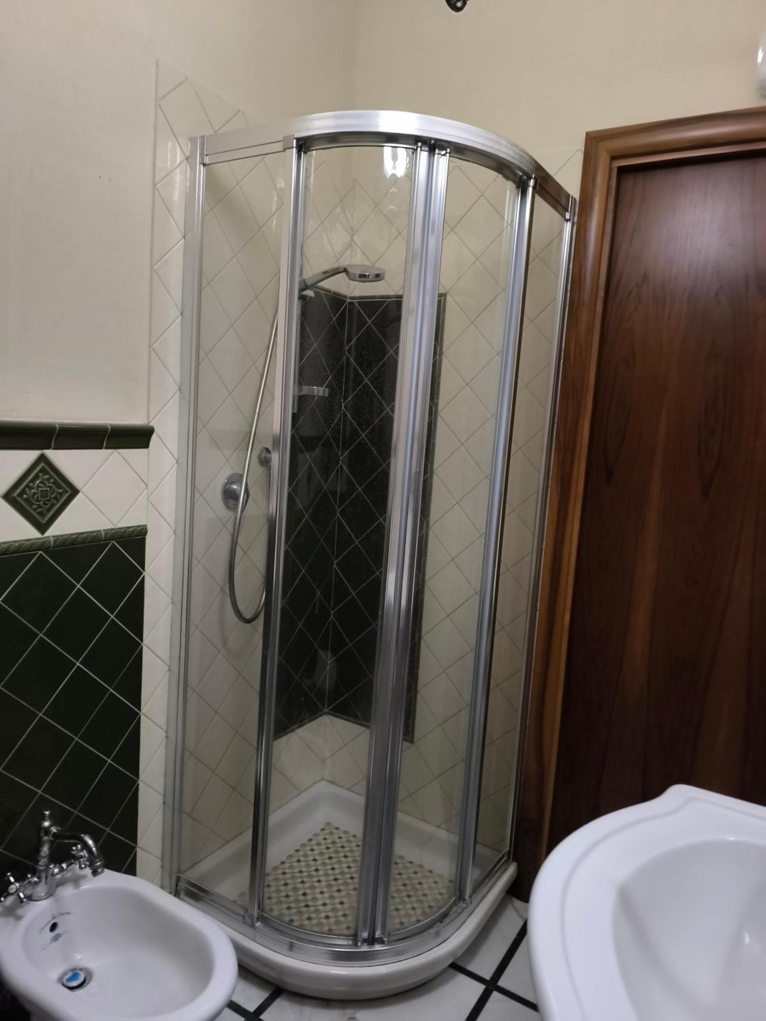Bed And breakfast Kalinka Motta SantʼAnastasia Exterior foto