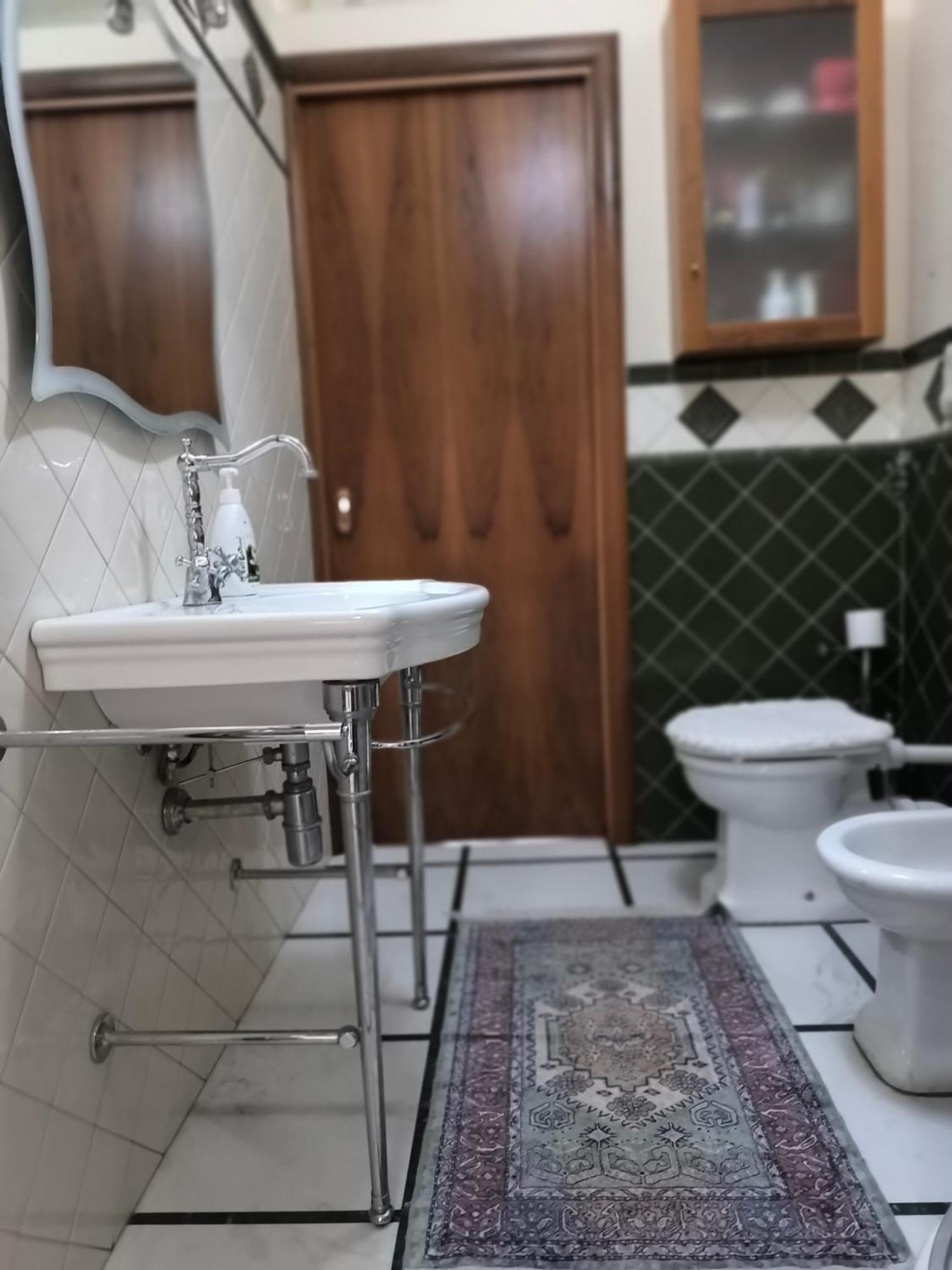 Bed And breakfast Kalinka Motta SantʼAnastasia Exterior foto