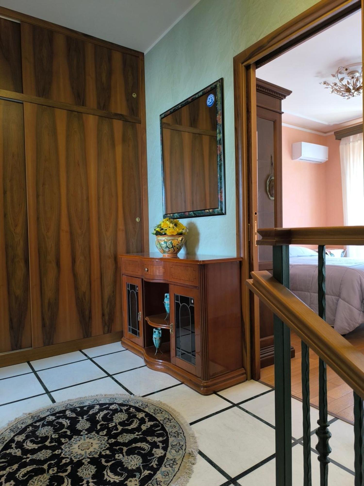 Bed And breakfast Kalinka Motta SantʼAnastasia Exterior foto
